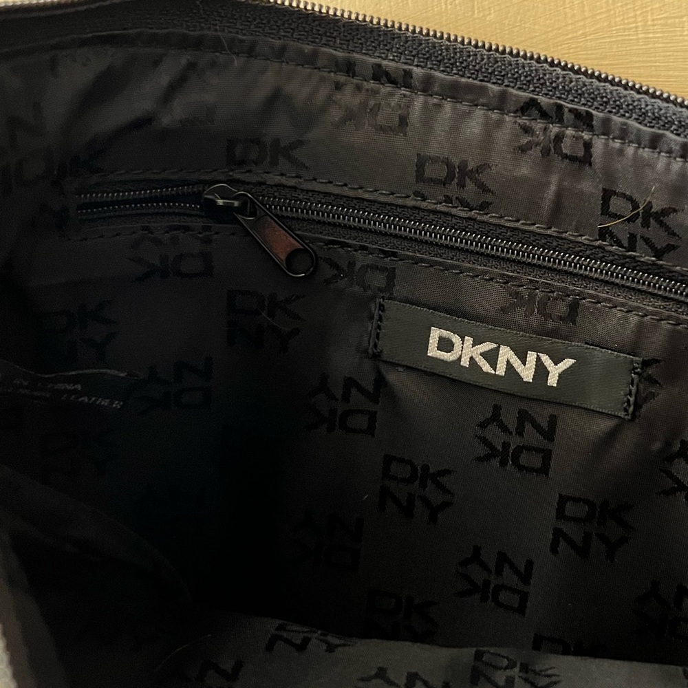 VTG DKNY shoulder bag✨ - Picture 3 of 4